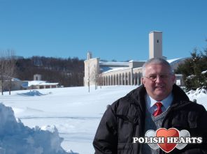 Zima w Barto PA - Ojciec Pio -- przed Miedzynarodowym Muzeum i Sanktuarium Ojca Pio w Barto --stan Pensylwania USA Zima w Barto PA - Ojciec Pio -- przed Miedzynarodowym Muzeum i Sanktuarium Ojca Pio w Barto --stan Pensylwania USA