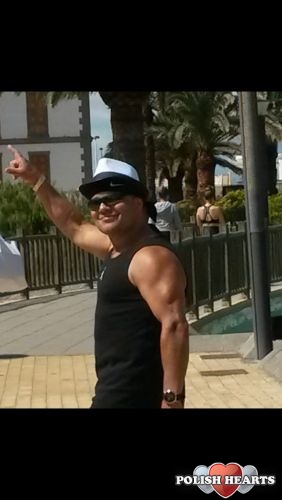 Hola Chica !! Hola Chica !!