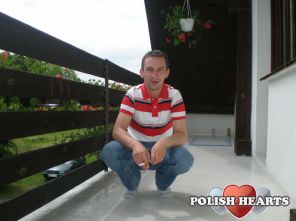 na balkonie paląc fajkę