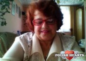jeste brunetka oczy kiwne ,obecnie mam wlosy rude.