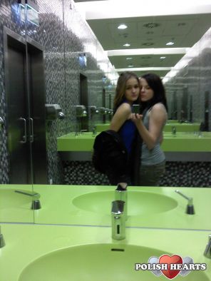 moi et mon amie :) 
