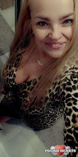 Aaguska85
