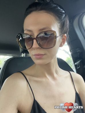 Angela1990