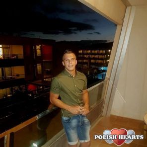 Piootrooo23