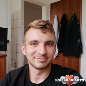 SZYMO594