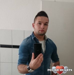 ArturAAAAAAA4